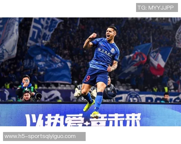 申花强势开局马纳法助攻路易斯破门球队2-0领先首尔